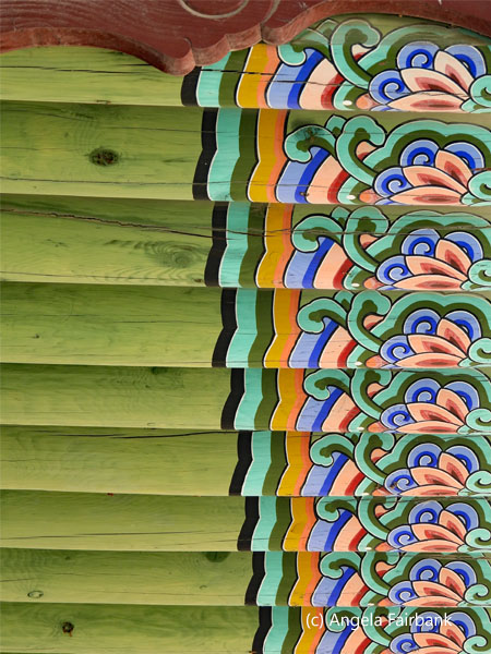 painted ceiling of palace building