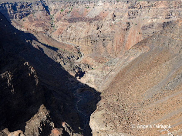 canyon on way to Lac Assal