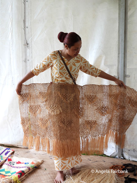 our guide with hibiscus flower plant skirt