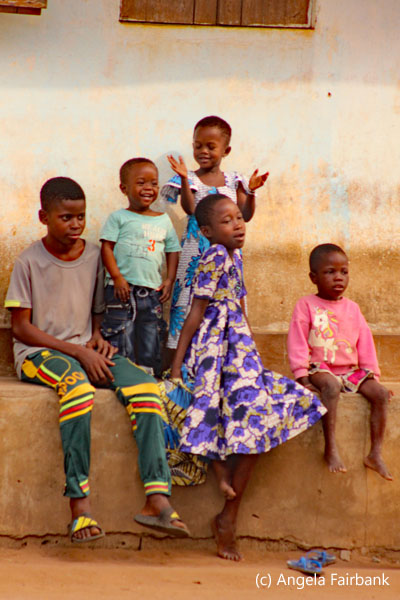 5 children on step 