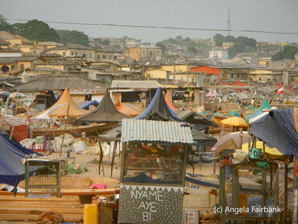 market outside door of no return 3