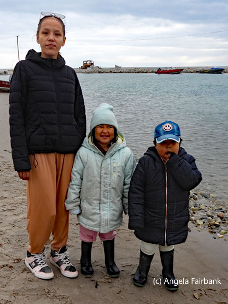 woman with 2 small children