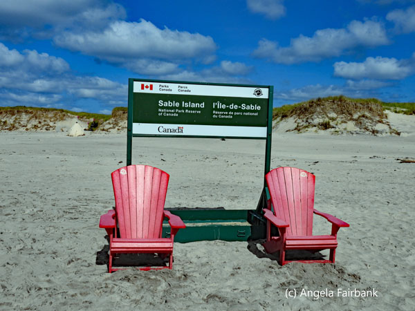 canada parks sign